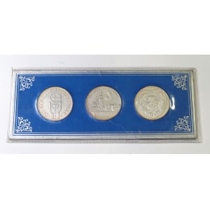 Oryginalny zestaw medali upamiętniających wizyty Jana Pawła II w Polsce