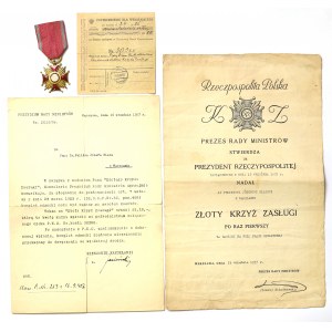 Second Republic, Gold Cross of Merit with award for victim of Katyn Massacre