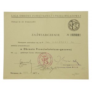 Certificate of training in anti-aircraft and gas defense, Warsaw, 1938r.