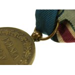 Medal pamiątkowy Za Wojnę 1918-1921 - Bertrand. Kulkowy.