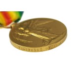 Brytyjski medal pamiątkowy za udział w I wojnie św, z pudełkiem i kopertą.