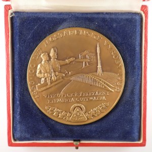 ČSSR / AE med. 100 let mostárenské výroby 1858 - 1958 VŽKG, bronz,