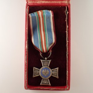 Polsko / Vyz. Slezský kříž povstání, bronz stříbřená / KRN 1946, smalt, etue,