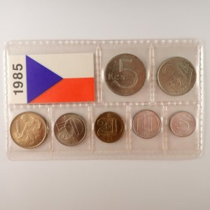 Období 1945-1990 / Sada oběžných mincí 1985,