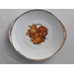 Fabryka porcelany w Ćmielowie, Komplet dwunastu talerzyków deserowych do owoców