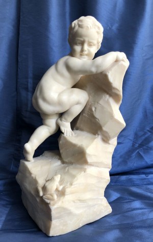 Autor nieznany, Rzeźba marmurowa - chłopiec z żabą