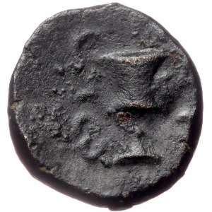 Cyclades, Syros AE (Bronze, 1.72g, 12mm) 3rd-1st centuries BC.