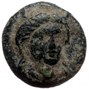 Aeolis, Larissa Phrikonis AE (Bronze, 1.06g, 10mm) ca 4th Century BC.