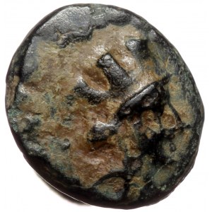 Cilicia, Tarsos AE (Bronze, 1.59g, 12mm) time of Antiochos IV Epiphanes (174-164 BC) Obv: Turreted head of Tyche to righ