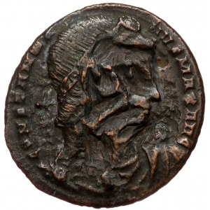 Constantine I (307/310-337), AE follis (Bronze, 19,6 mm, 2,83 g), Constantinople, 328/9.