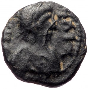 Vandals, Pseudo-Imperial coinage AE nummus (Bronze 0,77g 9mm) ca. 440-490. Carthage mint?.