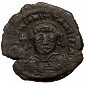 Tiberius II Constantine (578-582) Æ Follis (Bronze 13,06 30mm) Nicomedia mint, 2nd officina. Dated RY 4 (578/9).