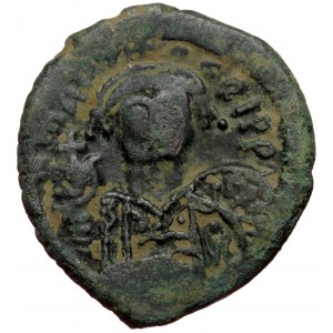 Maurice Tiberius (582-602) AE Follis (Bronze 10,82 30mm) Nicomedia. 1st officina, Dated RY 5 (586/7).