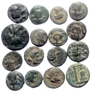 16 Greek AE coins (Bronze, 42.60g)