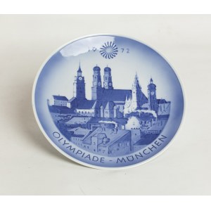 Wytwórnia Porcelany ROYAL COPENHAGEN, Dania, XX w., Pamiątkowy talerz dekoracyjny z Olimpiady w Monachium, 1972 r.
