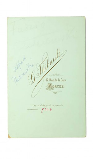 Fotografia kartonikowa Alfred Paderewski [1880-1901] jedyny syn wybitego kompozytora J.I. Paderewskiego. Fotografia wykonana w szwajcarskim Morges w XXw.