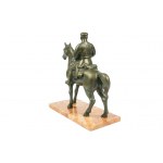 Józef Piłsudski - rzeźba na biurko, postać Marszałka na koniu, rozmiar ok. 20x10cm, wysokość ok. 20cm