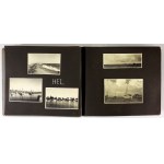 [GDYNIA und Umgebung - Situationsfotografien]. [1931-1935]. Album enthält ca. 100 Fotografien. ca. 8,5x13, 17,...
