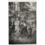 [KRAKOV - STARZEWSCY z Krakova - súbor fotografií a dokumentov týkajúcich sa rodiny]. [roky od konca 19. storočia do roku 1939].
