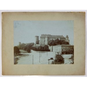 [KRAKOW - Wawel Castle from the south-east side - view photograph]. [not after 1907]. Photo form....