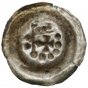 Pomorze, Świętopełk II (1217-66), Brakteat - ramię z proporcem w lewo (R8)