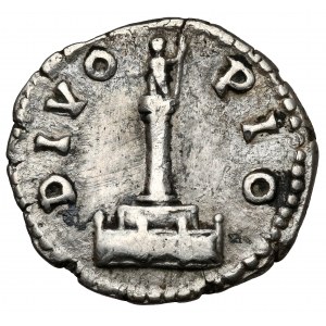 Antoninus Pius (138-161 n.e.) Denar pośmiertny