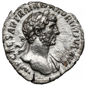 Hadrian (117-138 n.e.) Denar,