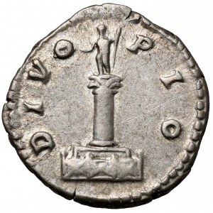 Antoninus Pius (138-161 n.e.) Denar pośmiertny