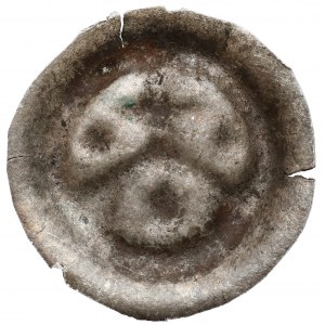Zakon Krzyżacki, Brakteat - Krzyż na łuku pomiędzy kulami (1277-1288)