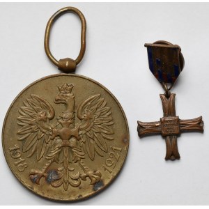 II RP i PSZnZ, Medal Polska Swemu Obrońcy - Za Wojnę 1918-1921 + miniatura Krzyża Monte Cassino - zestaw (2szt)