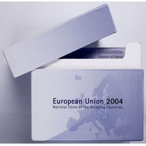 Europa - różne, zestawy monet obiegowych z serii European Union 2004 (komplet krajów przystepujących do Unii w 2004 roku)