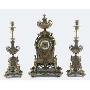 Zegar kominkowy, eklektyczny, z parą świeczników