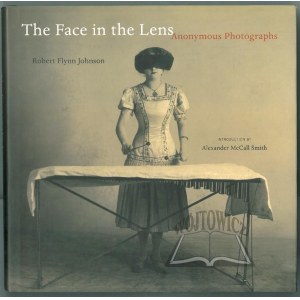 (Fotografia). JOHNSON Robert Flynn, The face in the Lens.