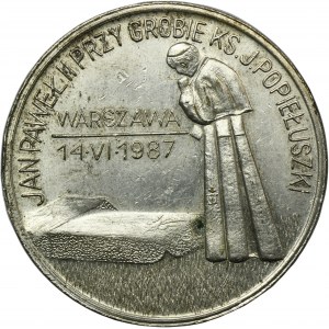 Medaille, Johannes Paul II. am Grab von Pater Popieluszko
