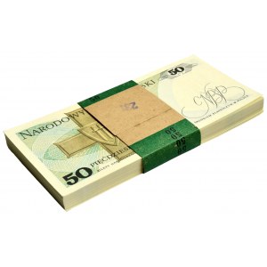 Paczka bankowa 50 złotych 1988 - GB - pierwsza seria rocznika (100 szt.)