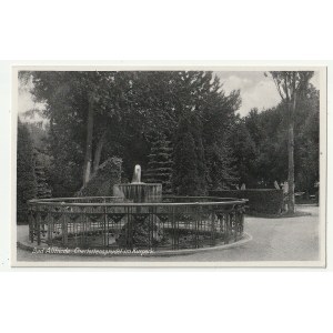 KARKONOSZE. Album mit 50 Postkarten, bis 1945, teils in Schwarz und teils in Farbe.