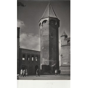 GDAŃSK. Baszta Jacek po odbudowie; fot. Kazimierz Lelewicz, Gdańsk-Wrzeszcz, 1952