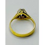 Złoty pierścionek z brylantem 0,74 ct
