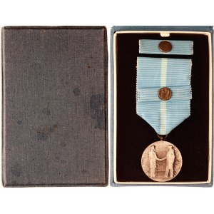 Czechoslovakia Medal for Volunteer Work for Socialist Society 1970 -th
