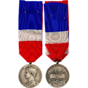 France Medal of Honor for Trade & Industry II Class 1961