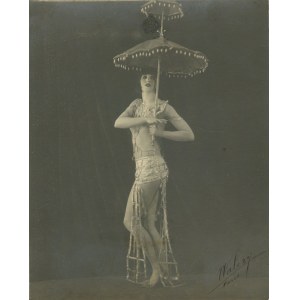 [photograph] OSTRORÓG Stanislaw Julian Ignacy alias WALERY - Cabaret dancer [ca. 1920].