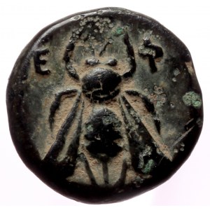 Ionia, Ephesos AE (Bronze, 1.52g, 10mm) 375 BC.