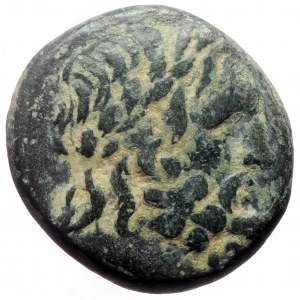 Phrygia, Apameia AE (Bronze, 9.02g, 20mm) 2nd-1st century BC, unknown magistrate