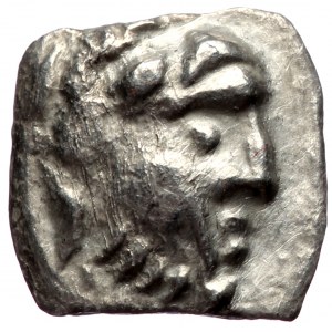 Lycaonia, Laranda AR obol (Silver, 0,56g, 8mm) 324-323 BC.