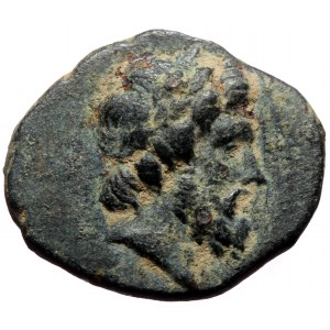 Phrygia, Akmoneia, AE (Bronze, 18,8 mm, 3,78 g), struck under magistrates Theodotos and Hierokles, 1st century BC.