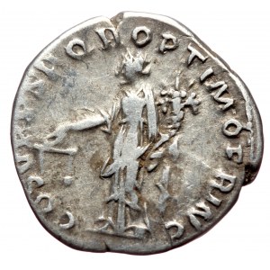 TRAJAN (98-117) AR denarius (Silver, 3.14g, 19mm) Rome