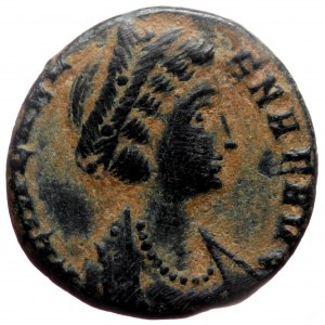 Helena (Augusta, 324-328/30) AE nummus (Bronze, 14mm, 1.37g) Constantinople, 330.