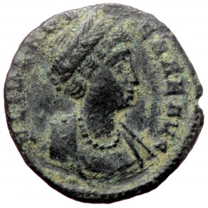 Helena (Augusta, 324-328/30) AE nummus (Bronze, 1.33g, 16mm) Constantinople, 330.