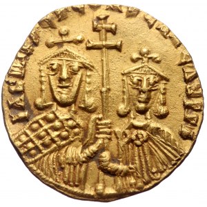 Basil I (867-886) AV Solidus (Gold, 4.38g, 20mm) 868-879.