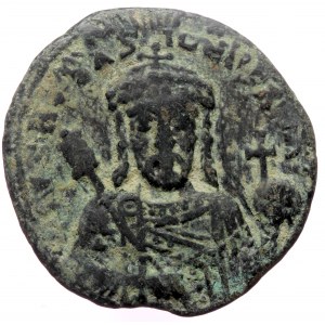 Constantine VII Porphyrogenitus, with Romanus I (913-959) AE follis (Bronze, 8.37g, 27mm) Constantinople, 931-944.